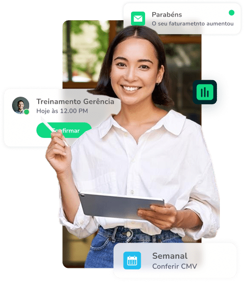 Mulher sorrindo e segurando uma caneta e um tablet, cercada por notificações digitais em português relacionadas a treinamento, conquistas e tarefas semanais.